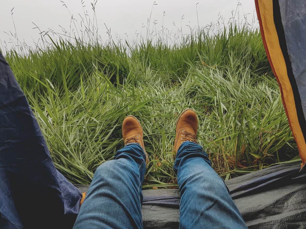 Man wearing Clarks desert boots