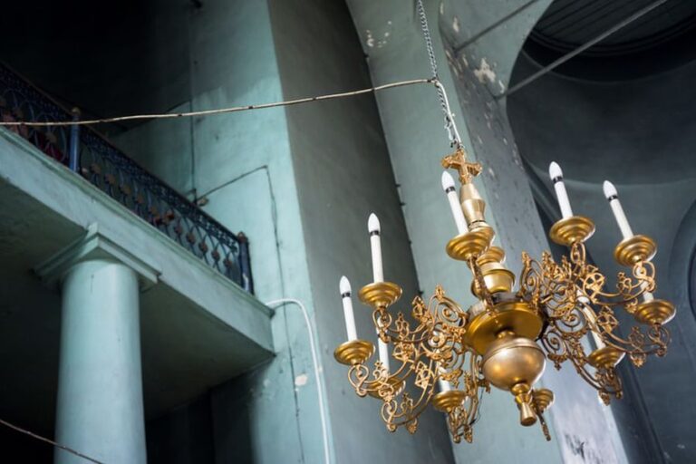 How To Clean A Brass Chandelier - CleanerWiki