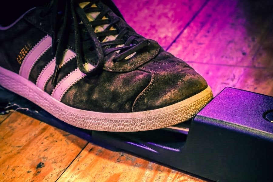 how to clean adidas suede shoes