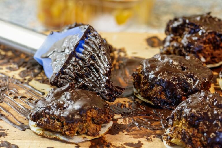 How to Clean a Pastry Brush CleanerWiki