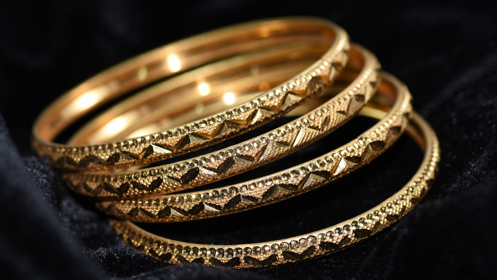 How To Clean Brass Jewelry | CleanerWiki