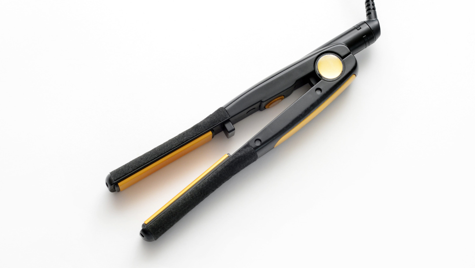 How To Clean a Flat Iron CleanerWiki