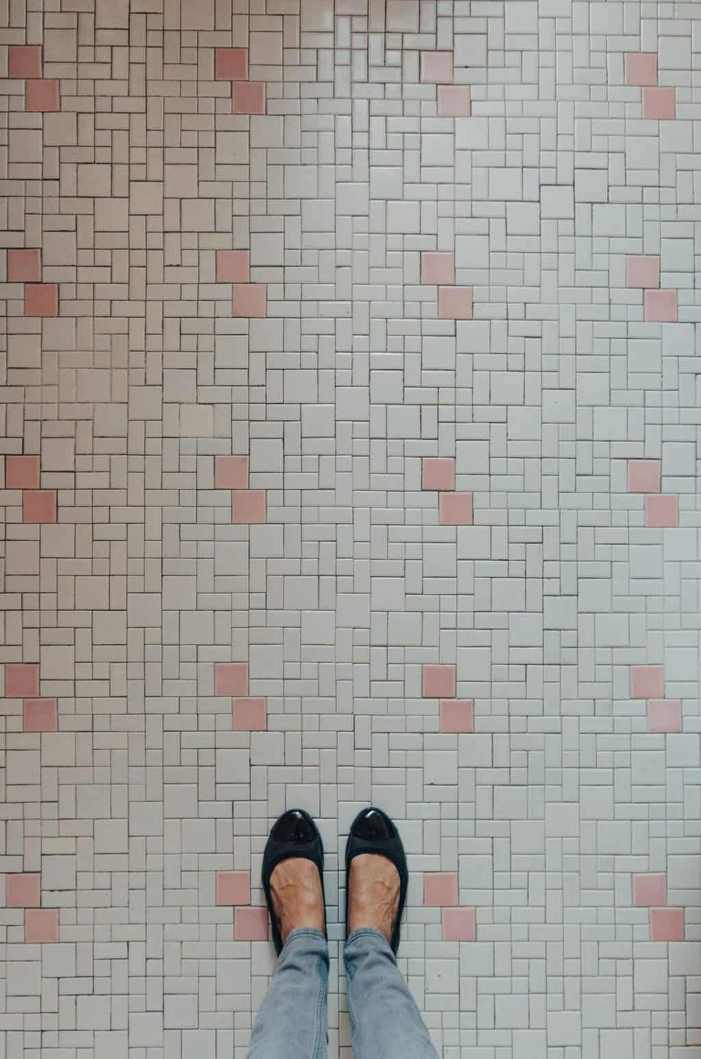 how-to-clean-floor-grout-without-scrubbing-cleanerwiki