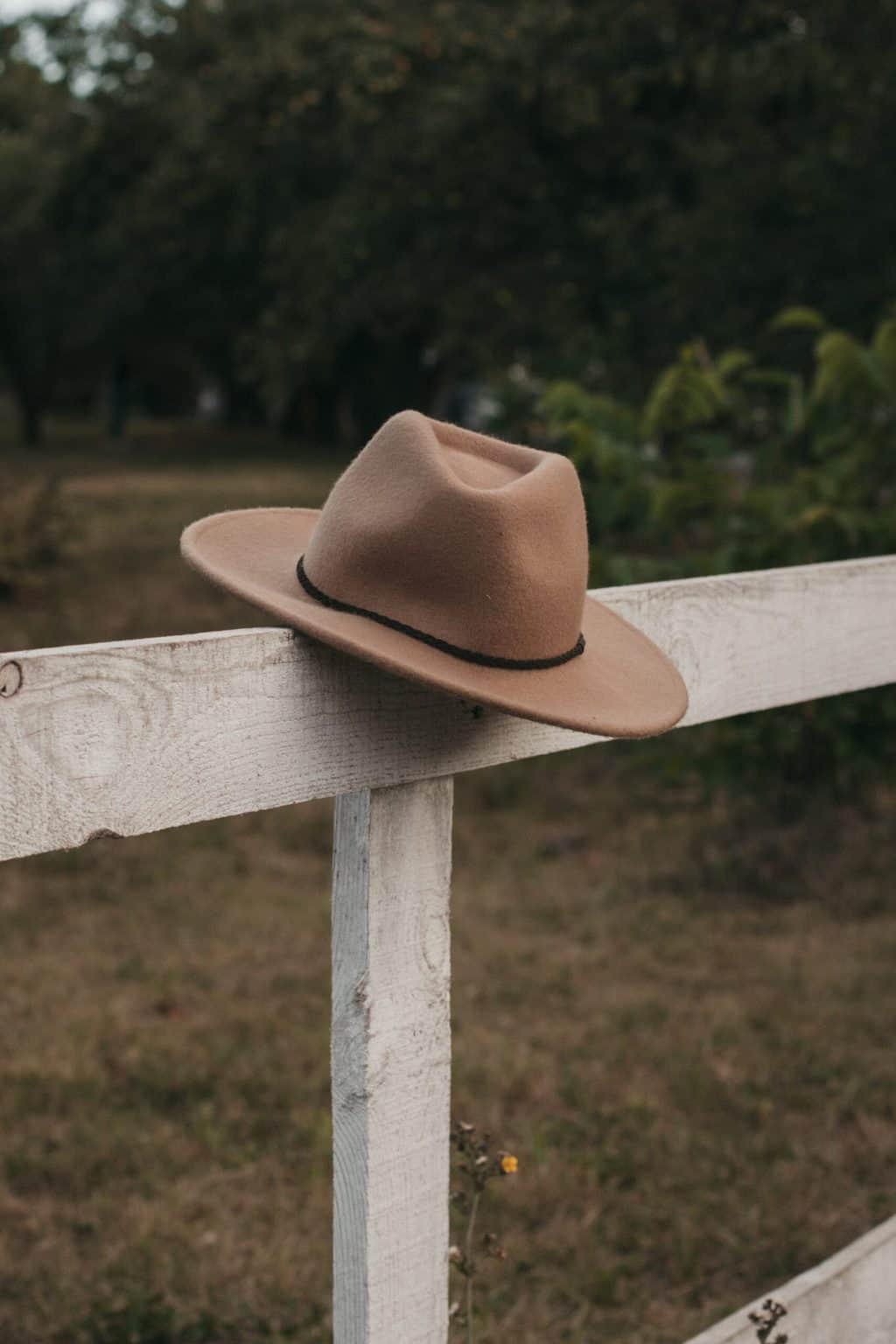 how to clean sweat stains from hat